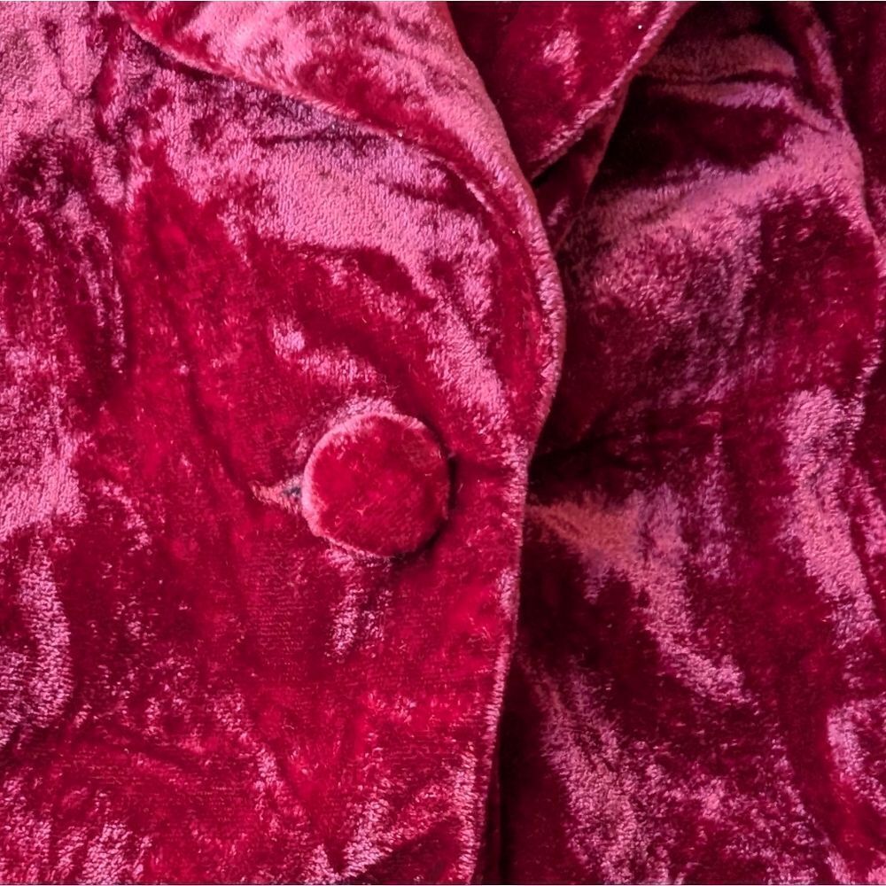 Torrid Raspberry Red Velvet Blazer Size M - Picture 2 of 10